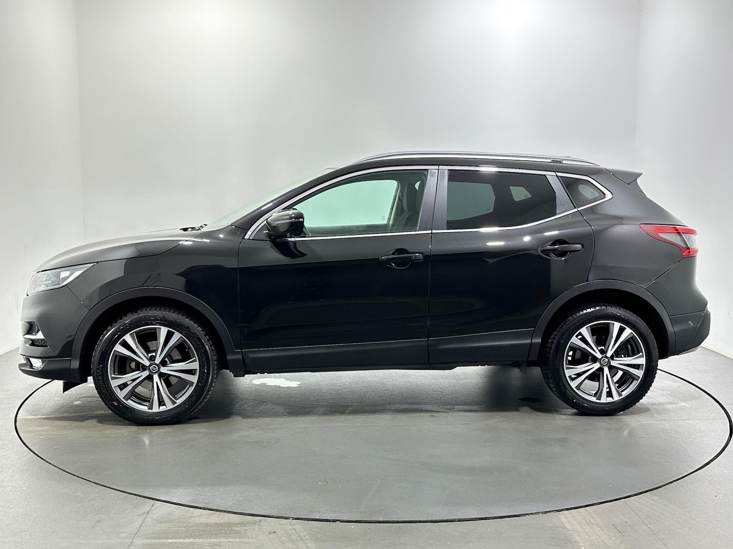 Used Nissan Qashqai 2018 for sale - 76878532: Photo 5