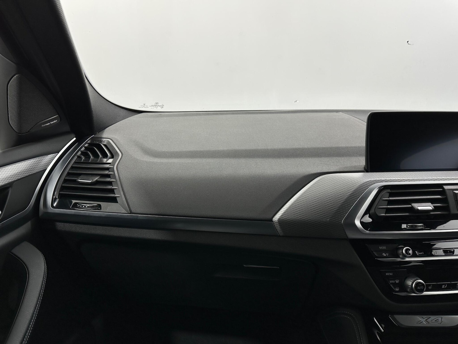 Used BMW X4 2020 for sale - 76878862: Photo 30