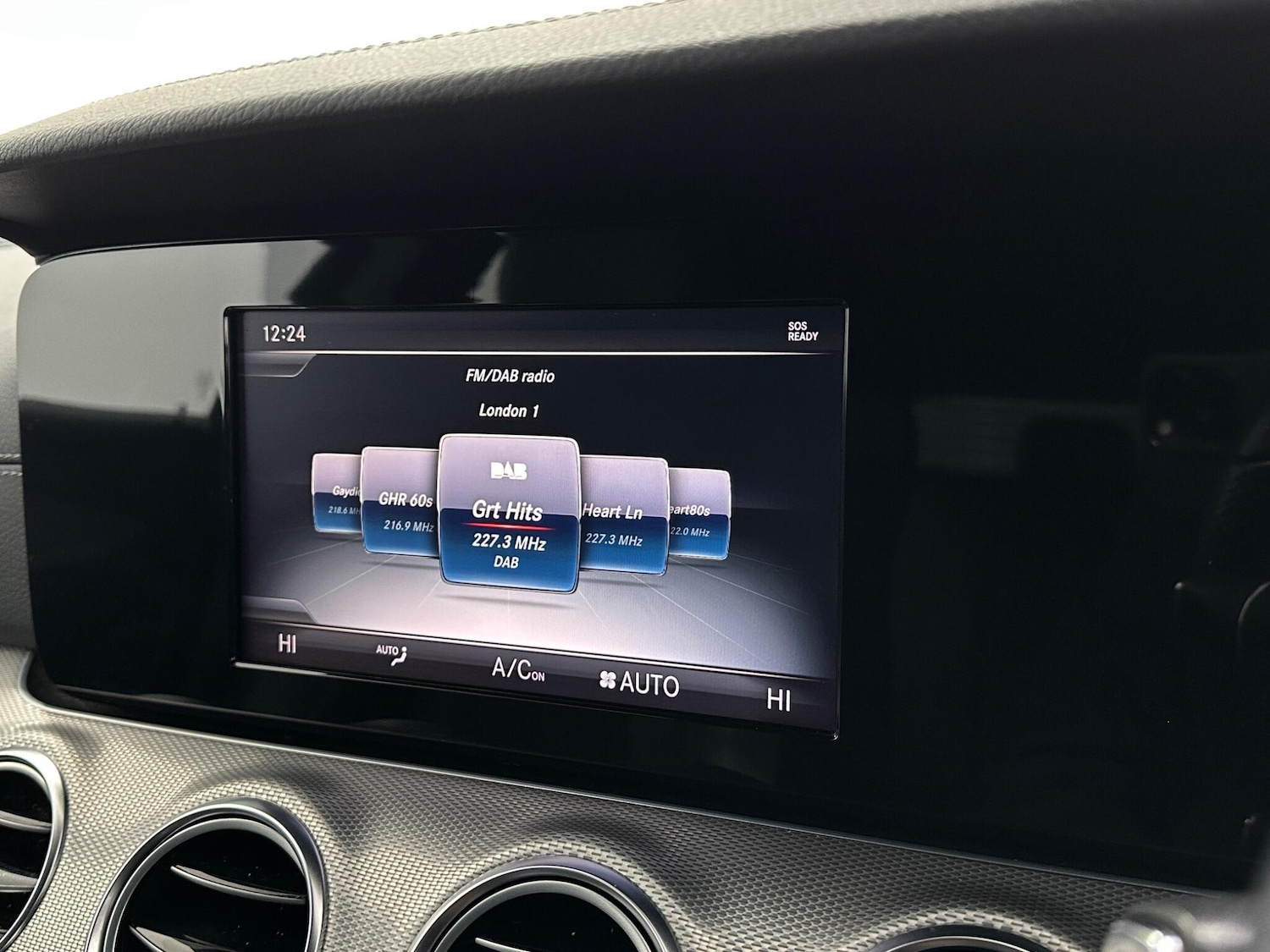 Used Mercedes-Benz E Class 2017 for sale - 77550190: Photo 26