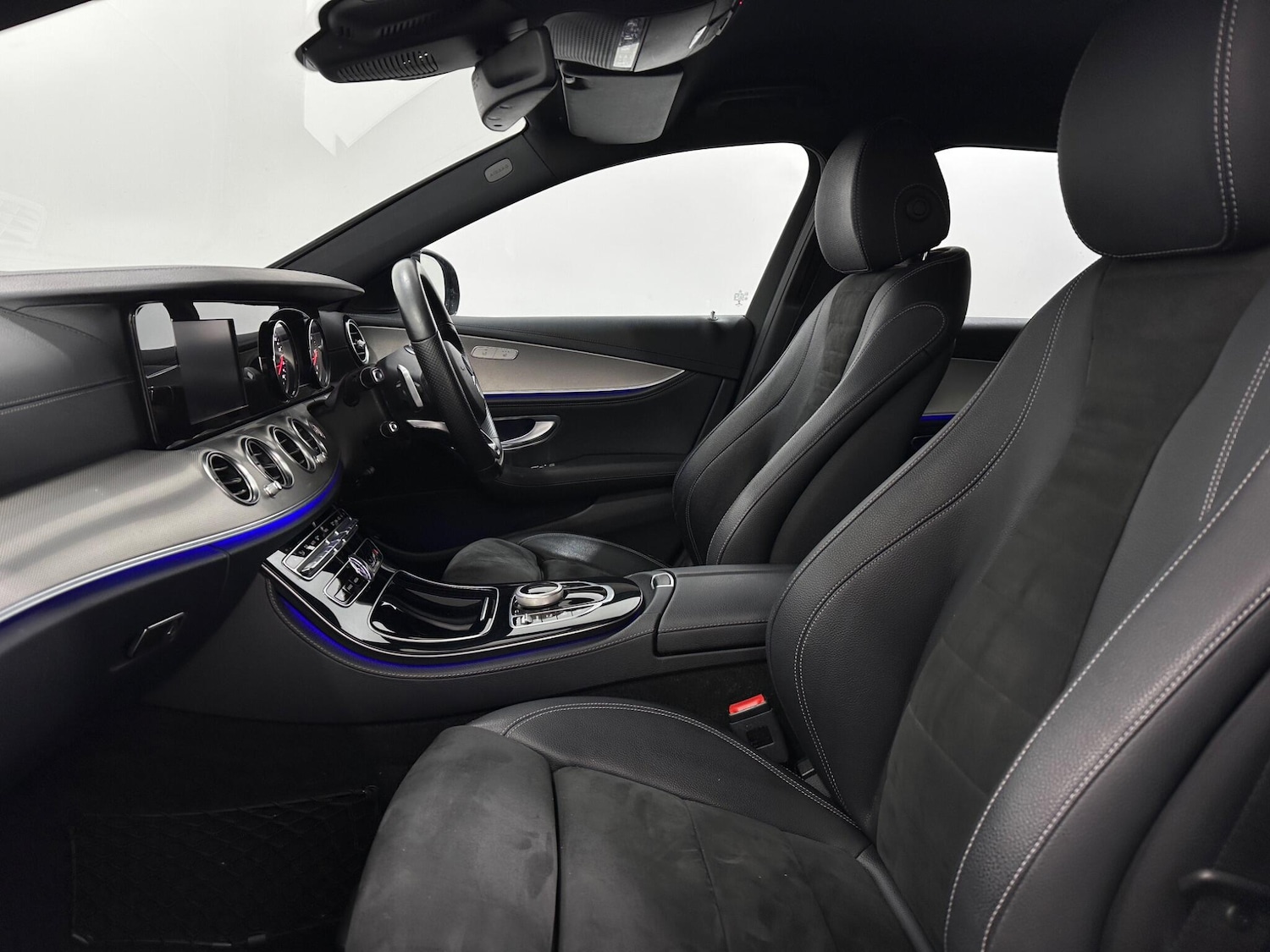 Used Mercedes-Benz E Class 2017 for sale - 77550190: Photo 35