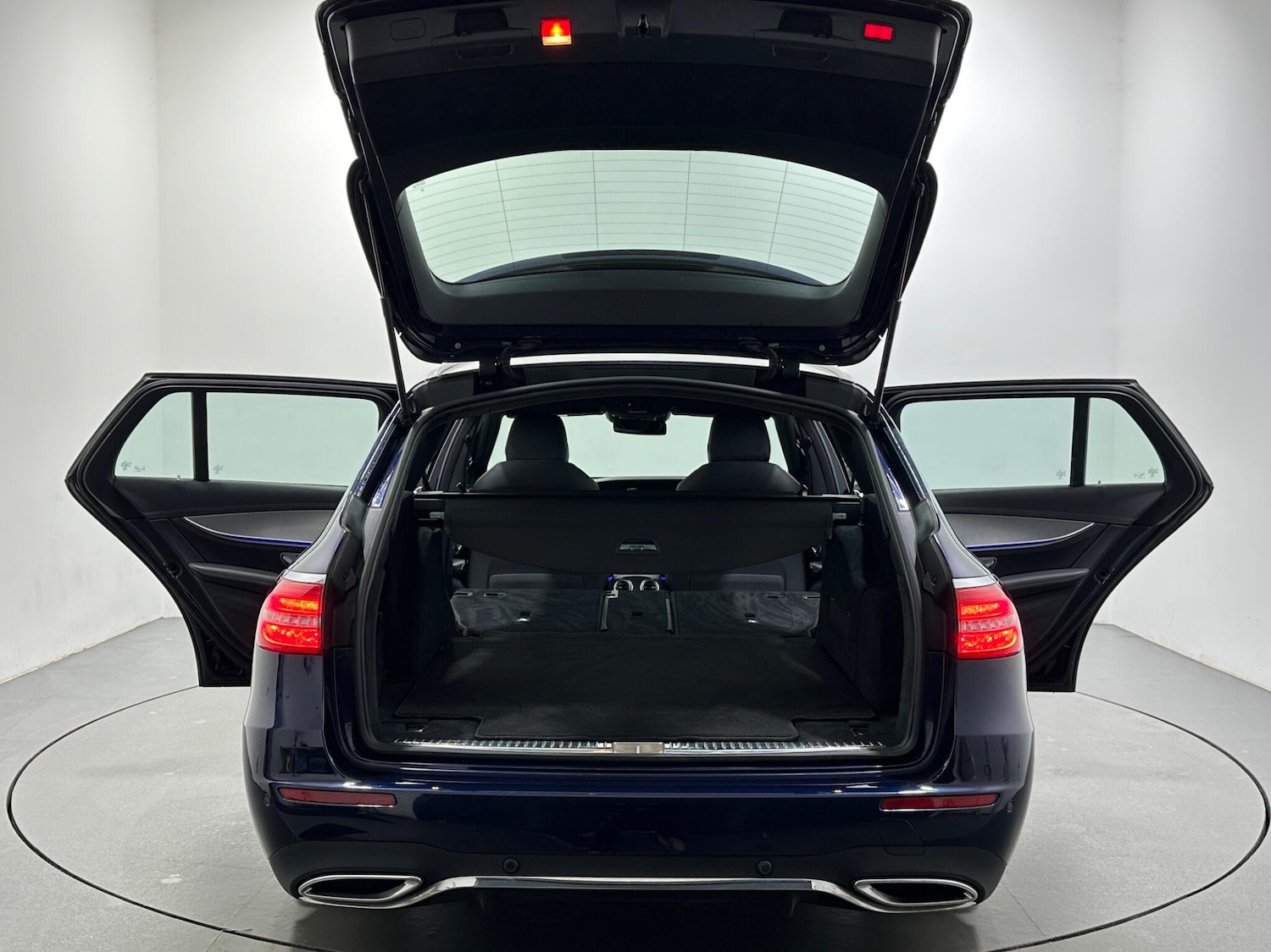 Used Mercedes-Benz E Class 2017 for sale - 77550190: Photo 43