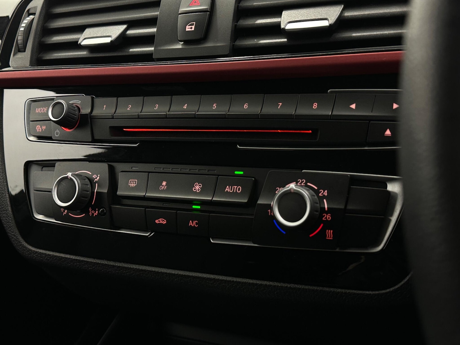 Used BMW 1 Series 2018 for sale - 76878969: Photo 20