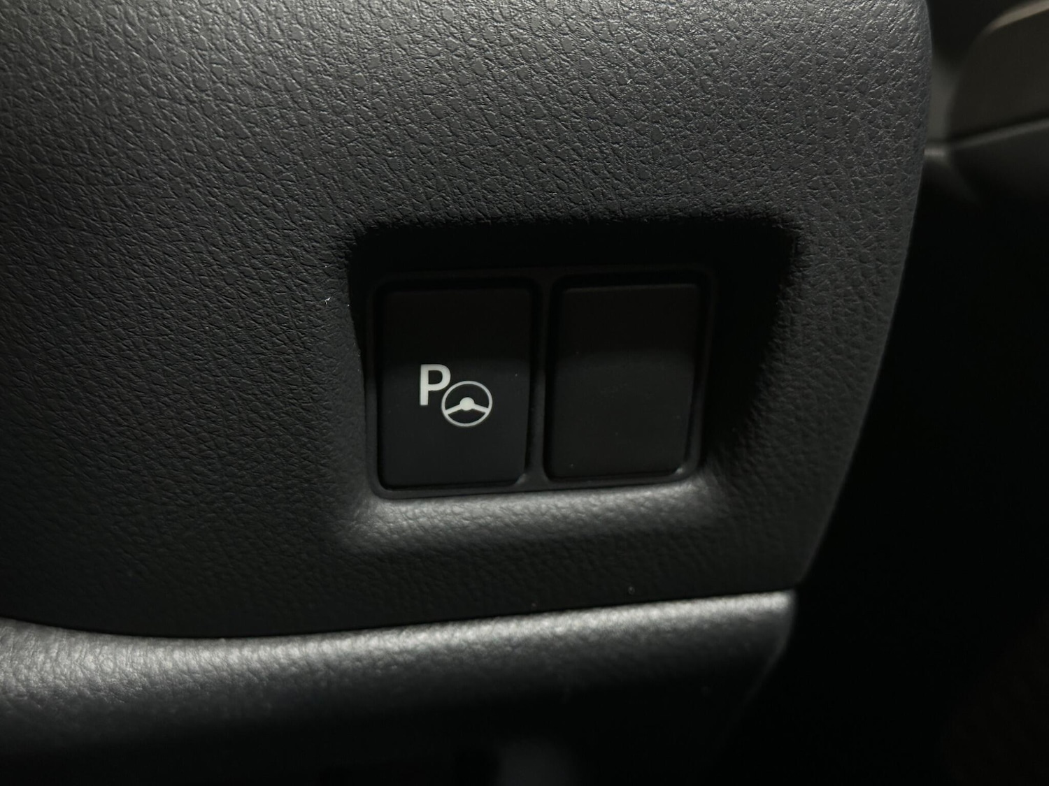 Used Toyota C-HR 2021 for sale - 78047439: Photo 18