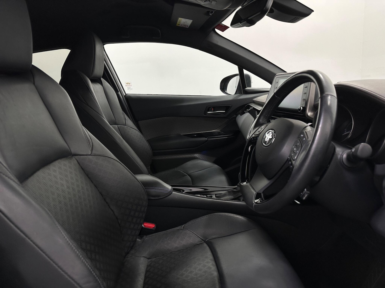 Used Toyota C-HR 2021 for sale - 78047439: Photo 32