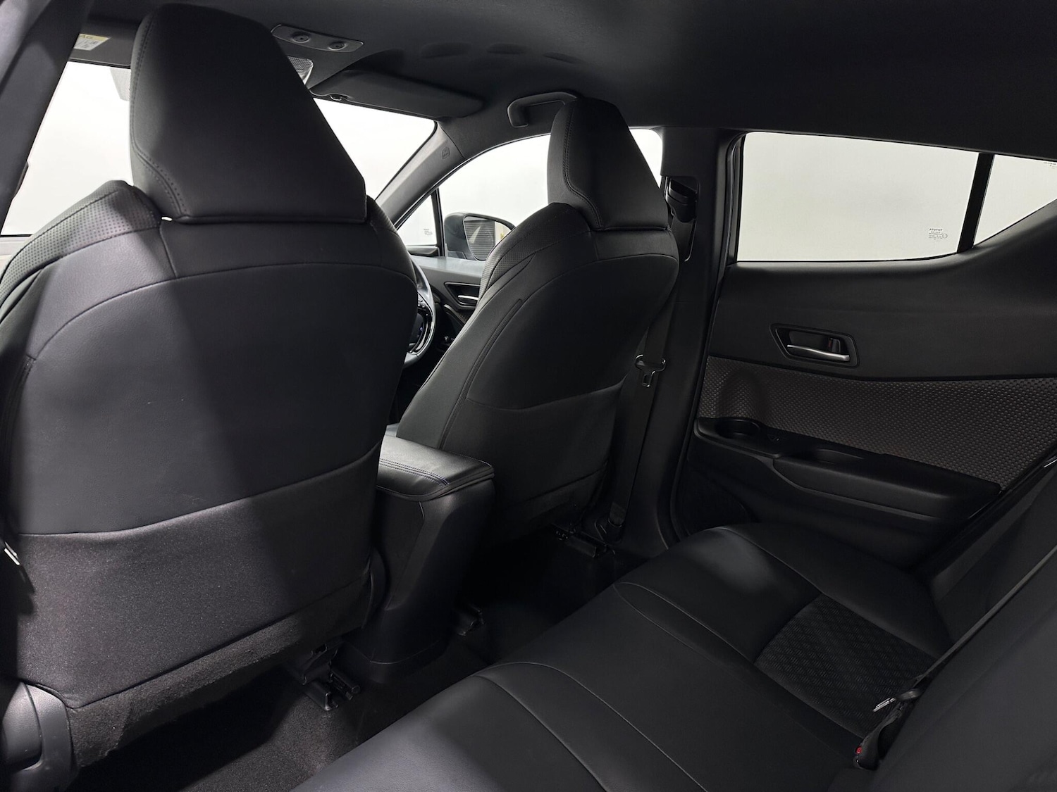 Used Toyota C-HR 2021 for sale - 78047439: Photo 38