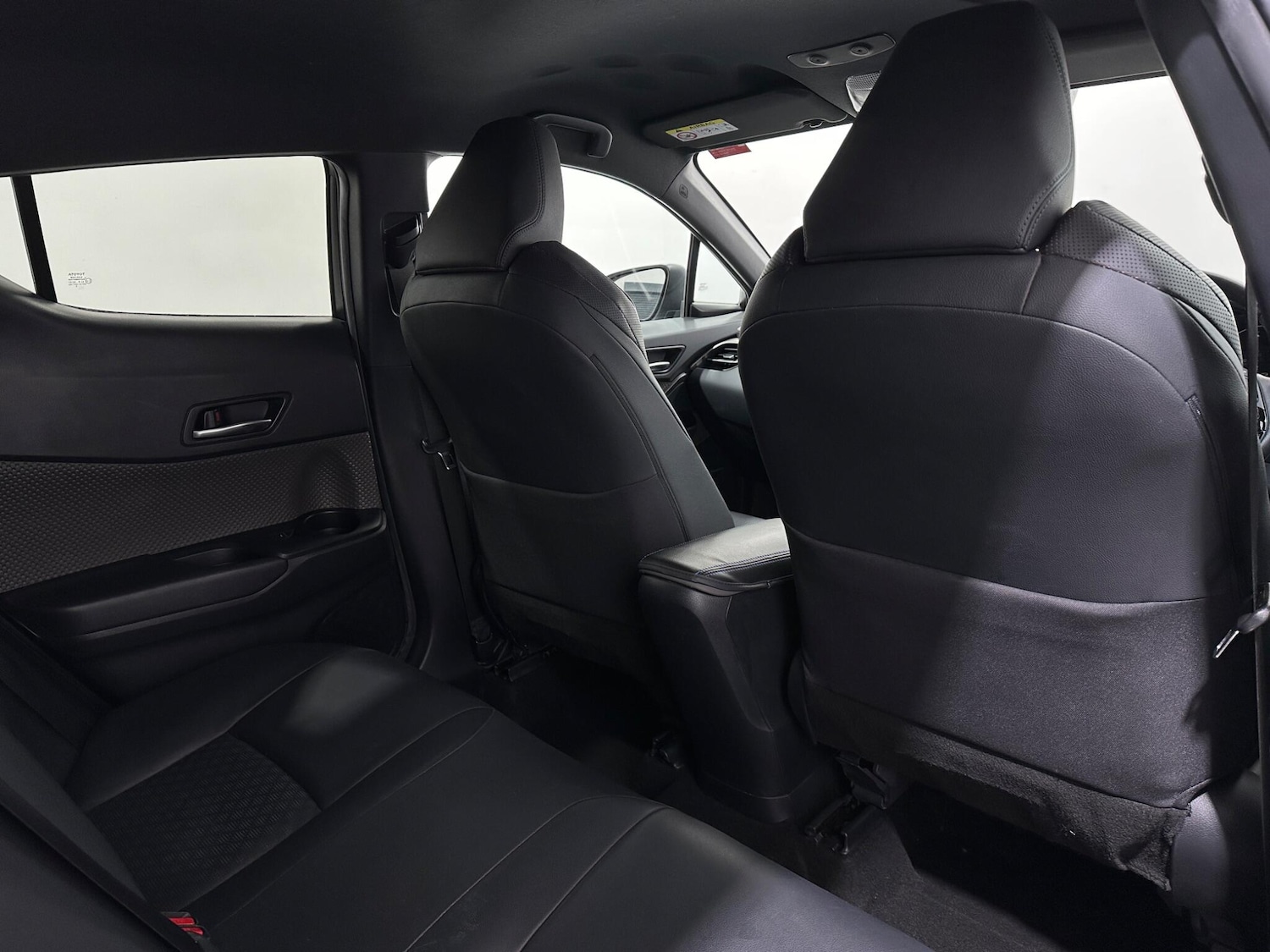 Used Toyota C-HR 2021 for sale - 78047439: Photo 41