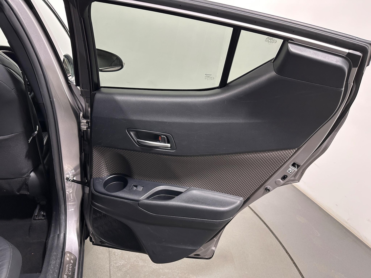 Used Toyota C-HR 2021 for sale - 78047439: Photo 43