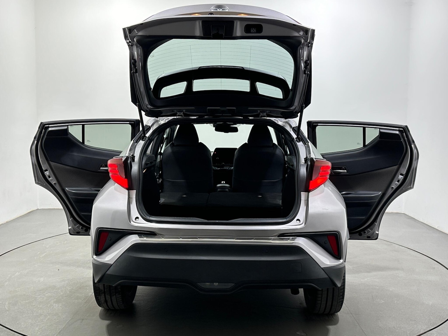 Used Toyota C-HR 2021 for sale - 78047439: Photo 44