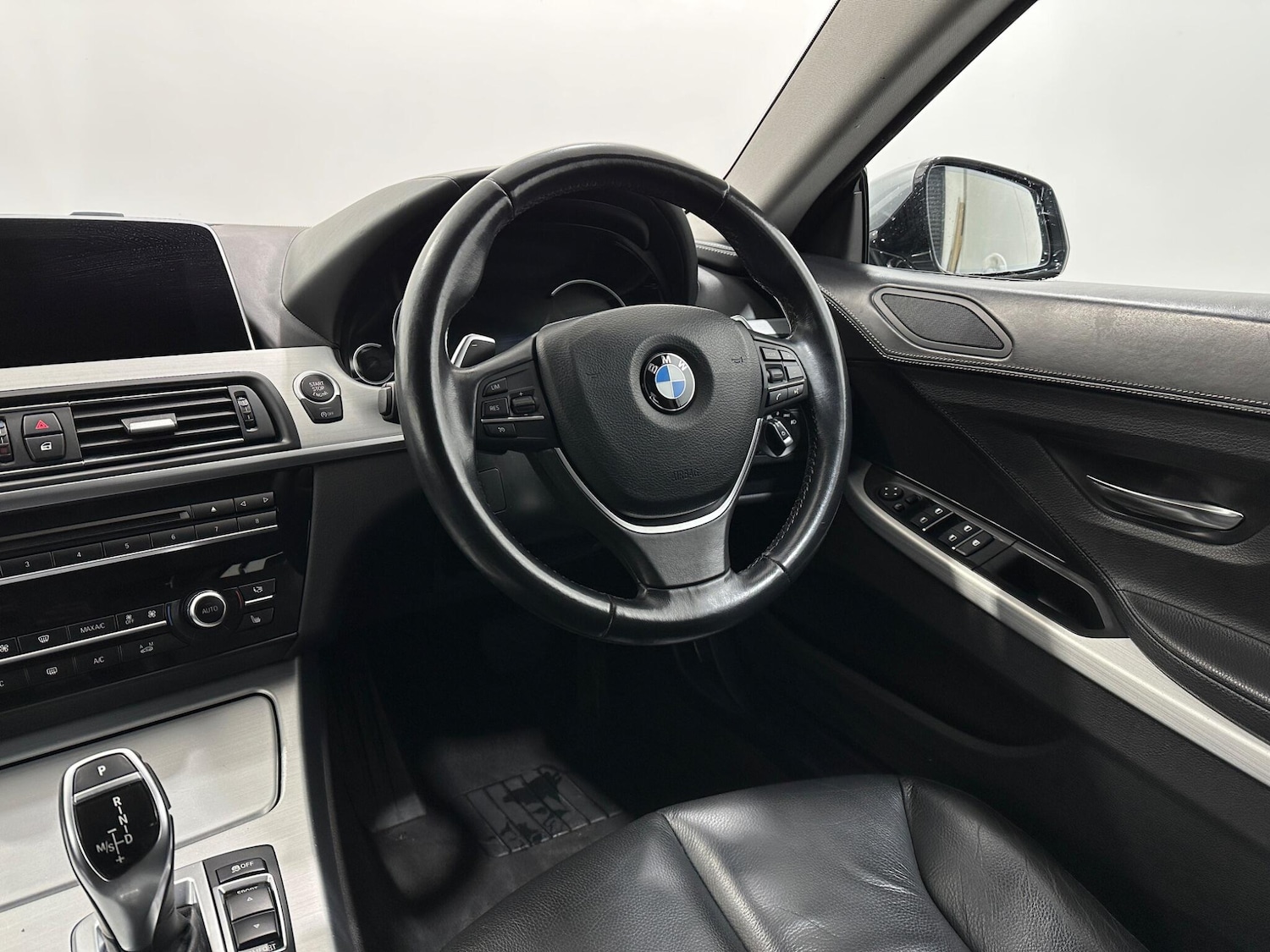 Used BMW 6 Series 2017 for sale - 76878989: Photo 11