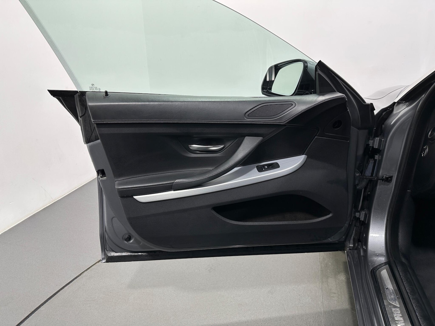 Used BMW 6 Series 2017 for sale - 76878989: Photo 36