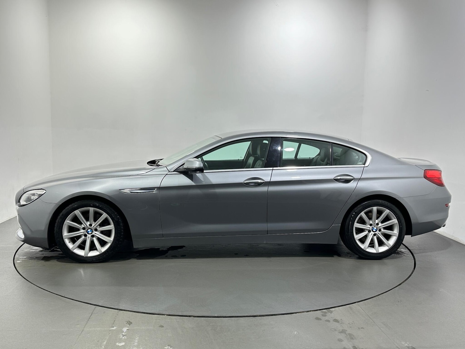Used BMW 6 Series 2017 for sale - 76878989: Photo 5