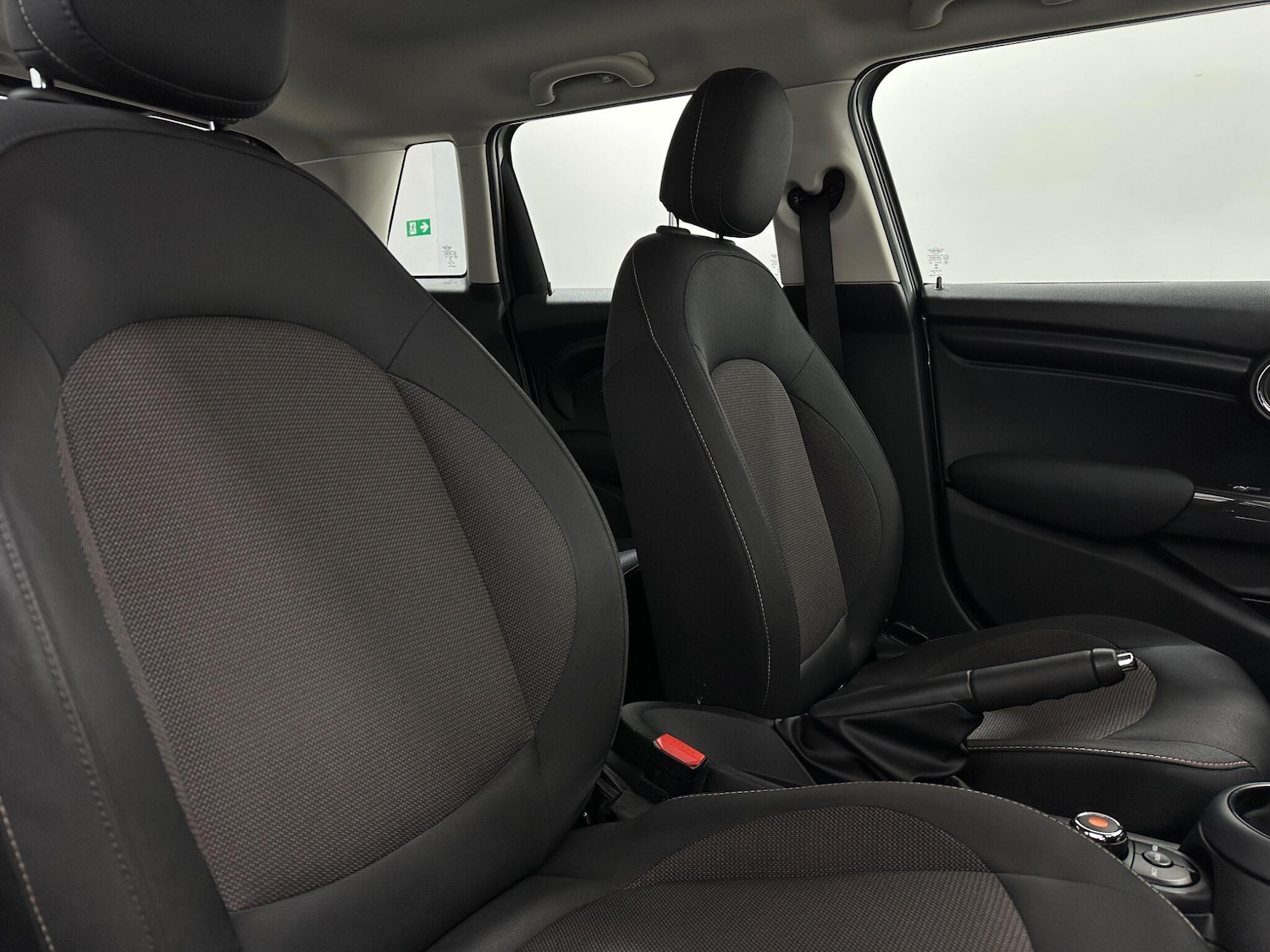 Used MINI Hatch 2019 for sale - 76878554: Photo 28