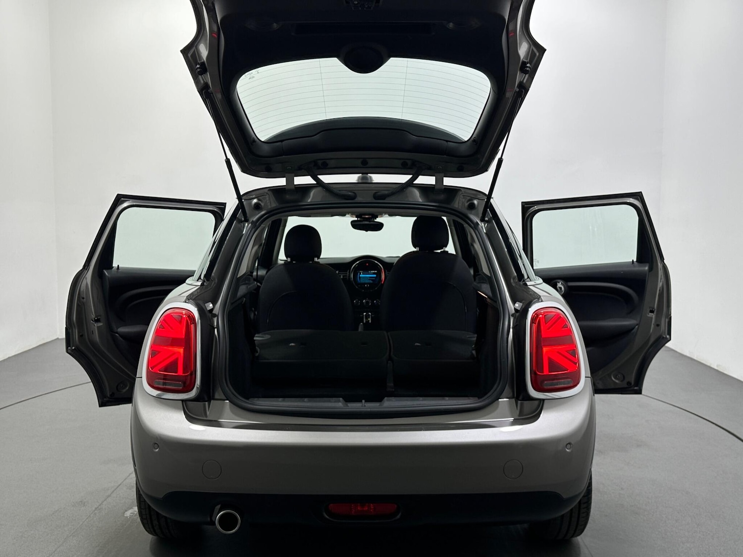 Used MINI Hatch 2019 for sale - 76878554: Photo 41