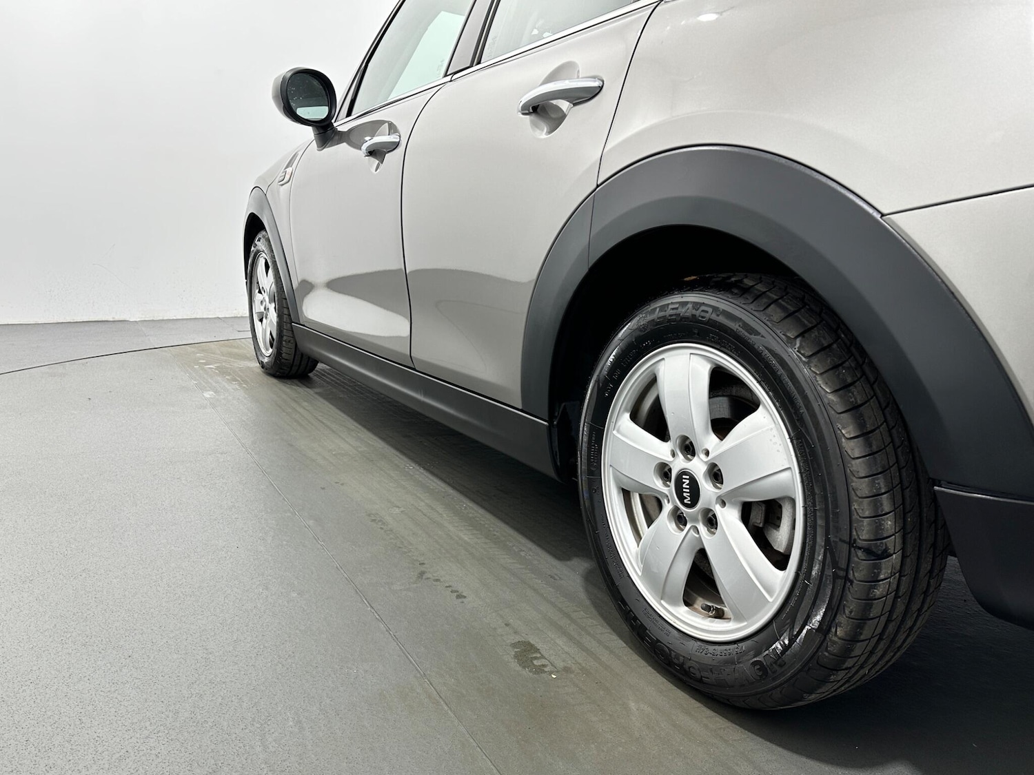 Used MINI Hatch 2019 for sale - 76878554: Photo 46