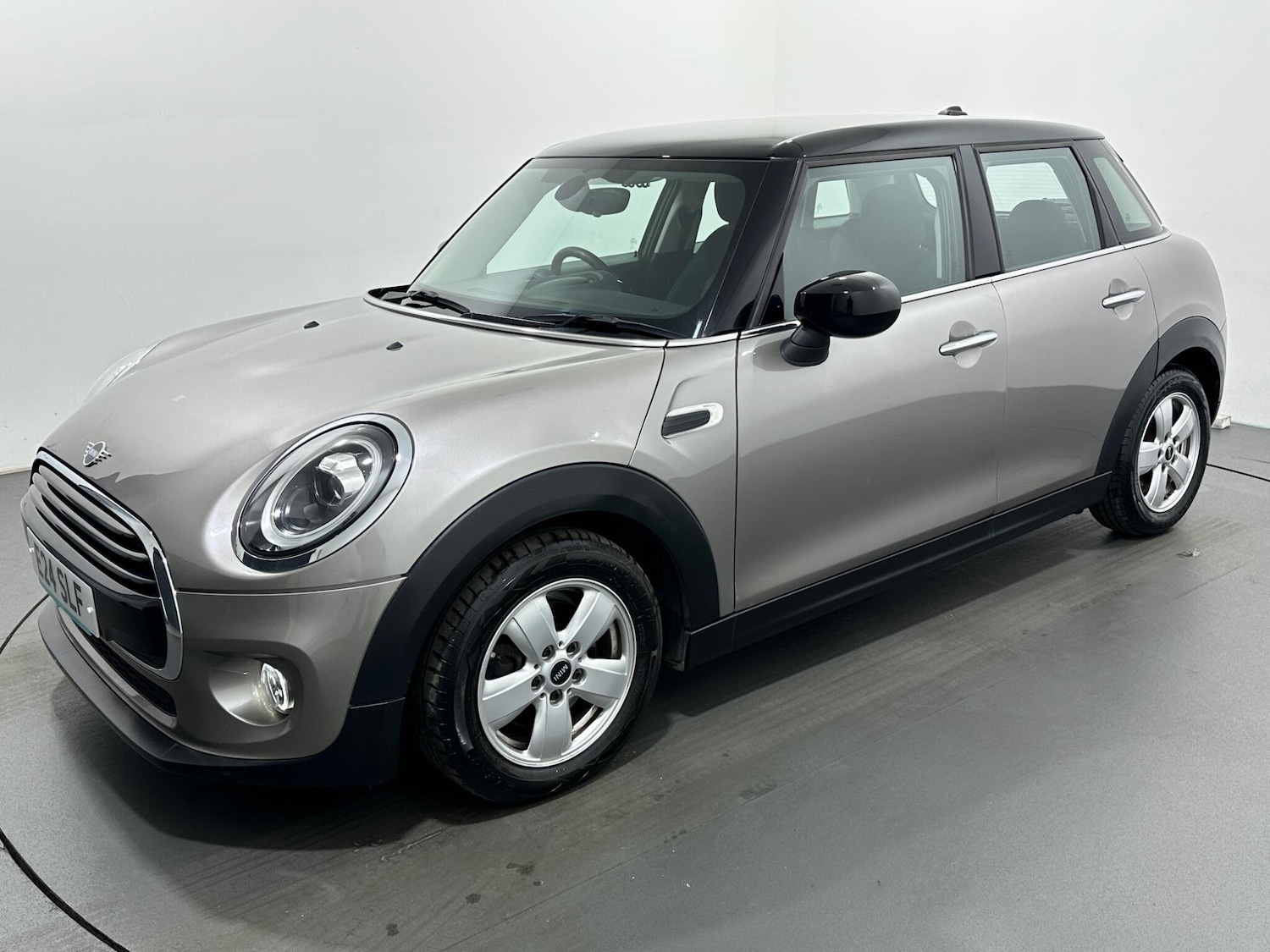 Used MINI Hatch 2019 for sale - 76878554: Photo 50