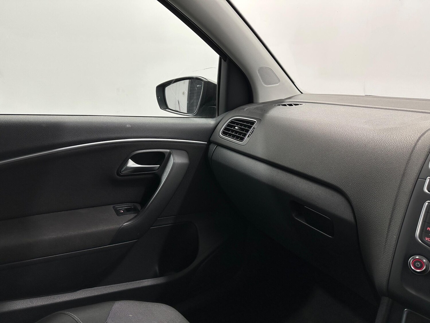 Used Volkswagen Polo for sale - 78156595: Photo 25