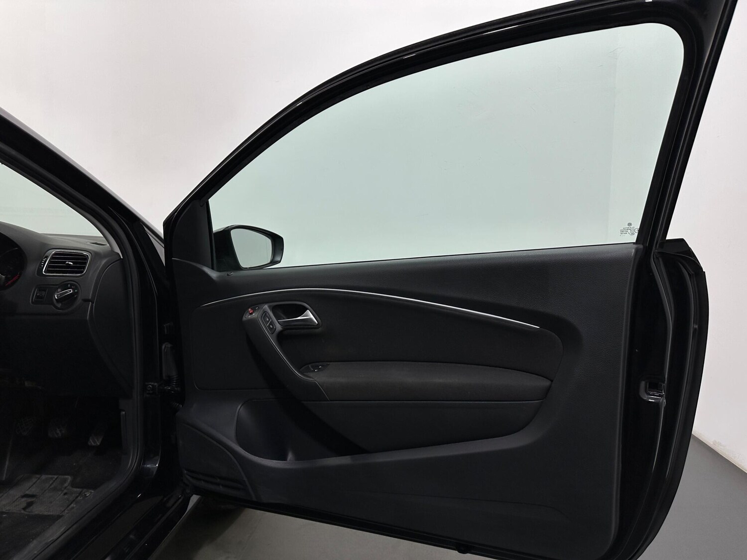 Used Volkswagen Polo for sale - 78156595: Photo 32