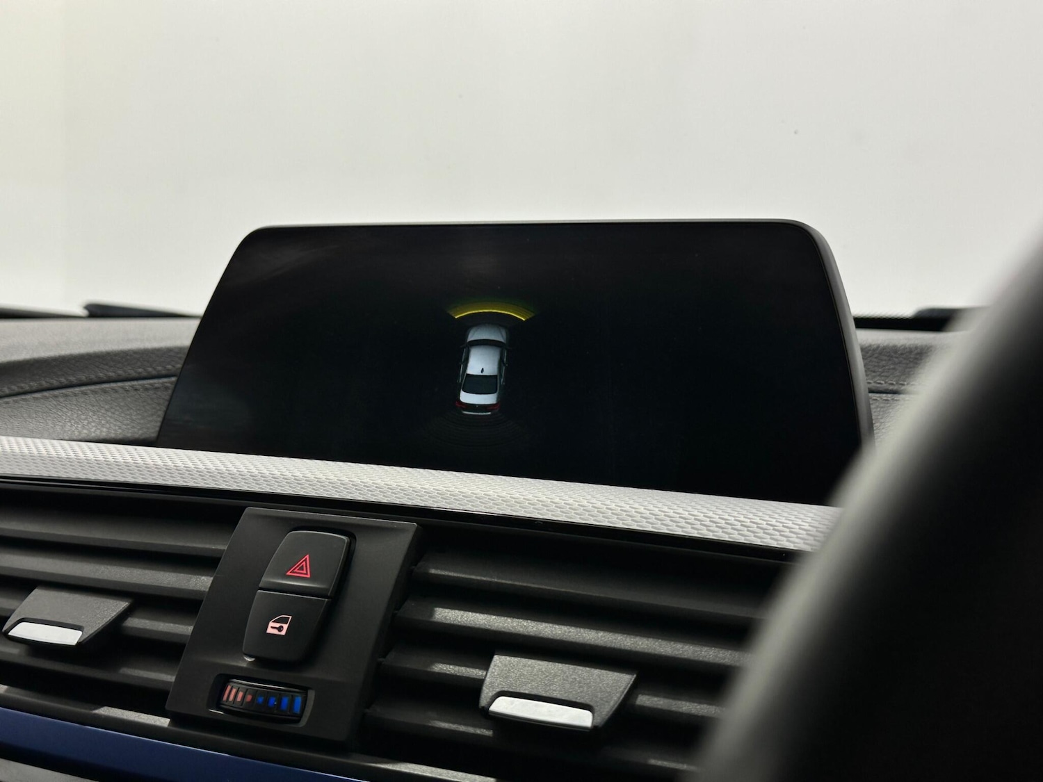 Used BMW 3 Series 2017 for sale - 77723872: Photo 23