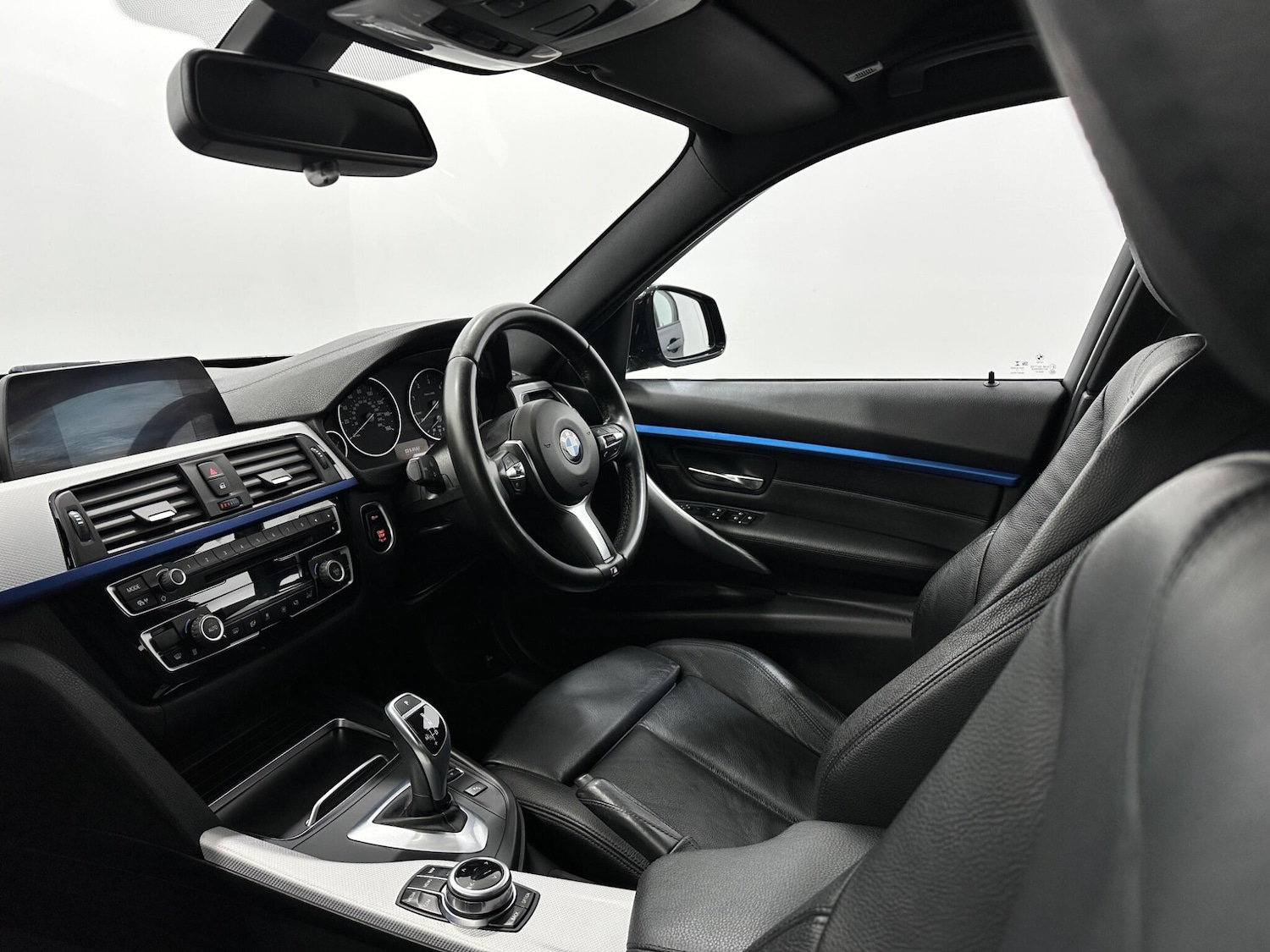 Used BMW 3 Series 2017 for sale - 77723872: Photo 29