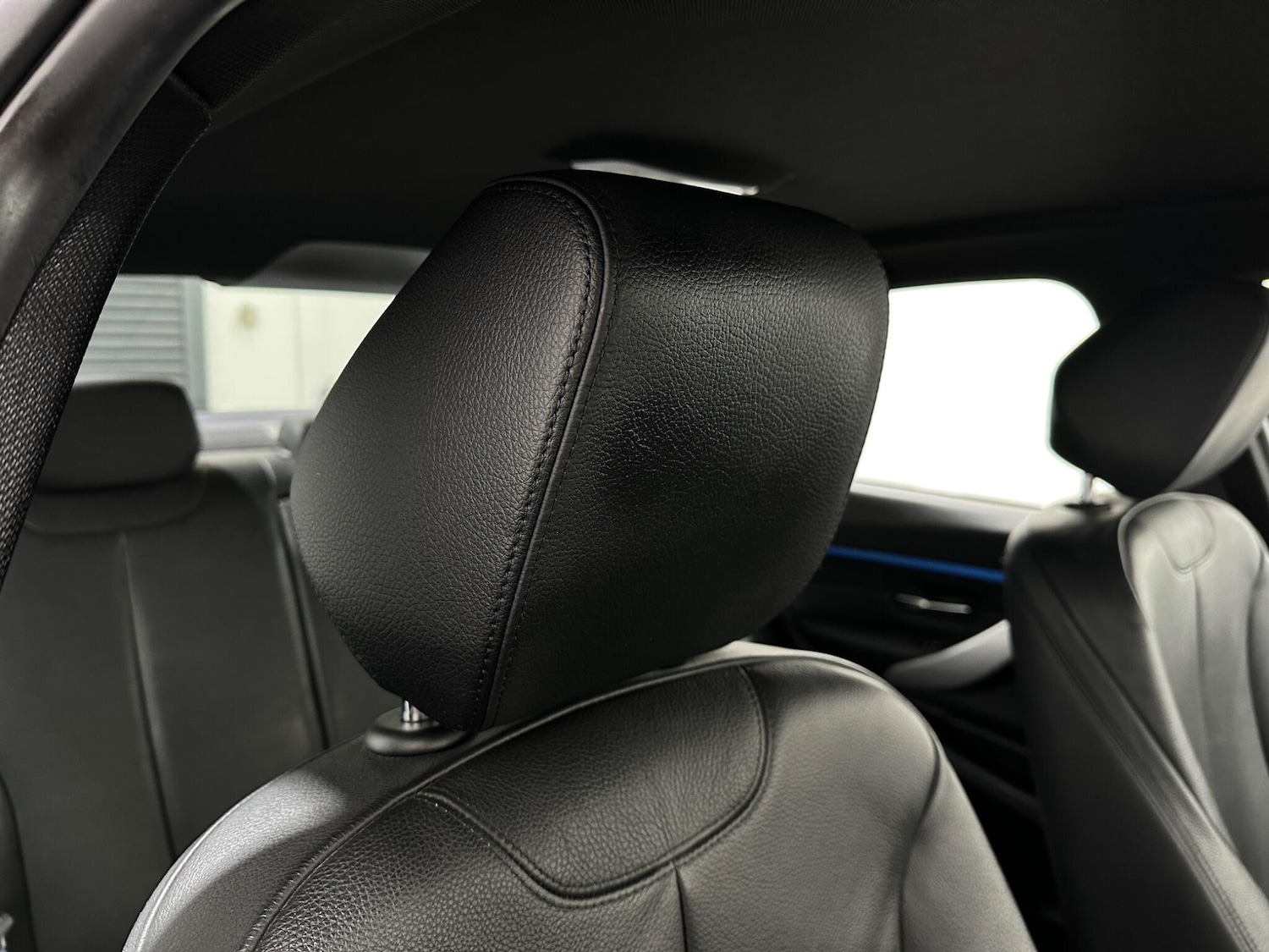 Used BMW 3 Series 2017 for sale - 77723872: Photo 32