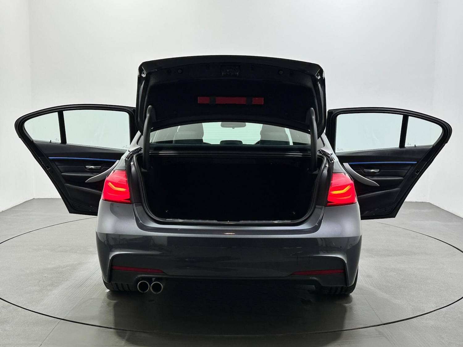 Used BMW 3 Series 2017 for sale - 77723872: Photo 44