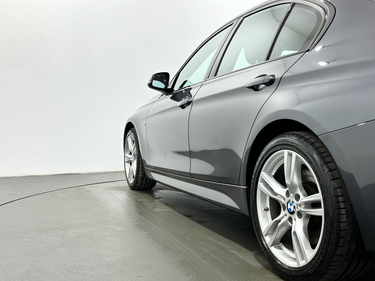 Used BMW 3 Series 2017 for sale - 77723872: Photo 47