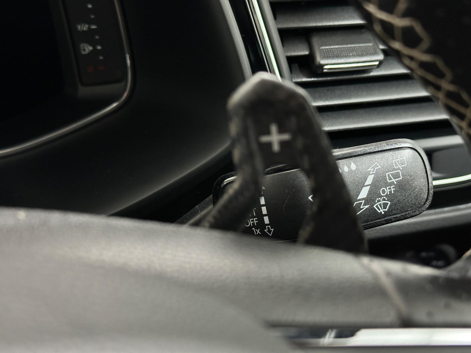 Used SEAT Leon 2018 for sale - 77909497: Photo 16