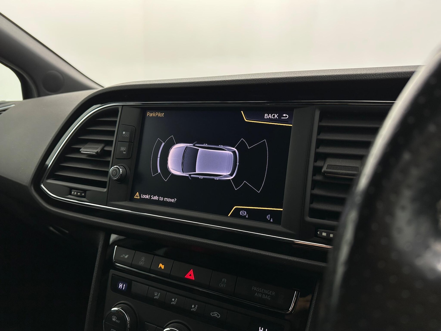 Used SEAT Leon 2018 for sale - 77909497: Photo 23