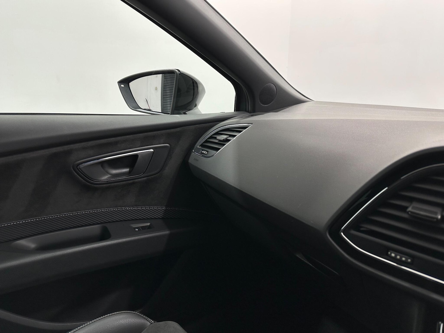 Used SEAT Leon 2018 for sale - 77909497: Photo 27