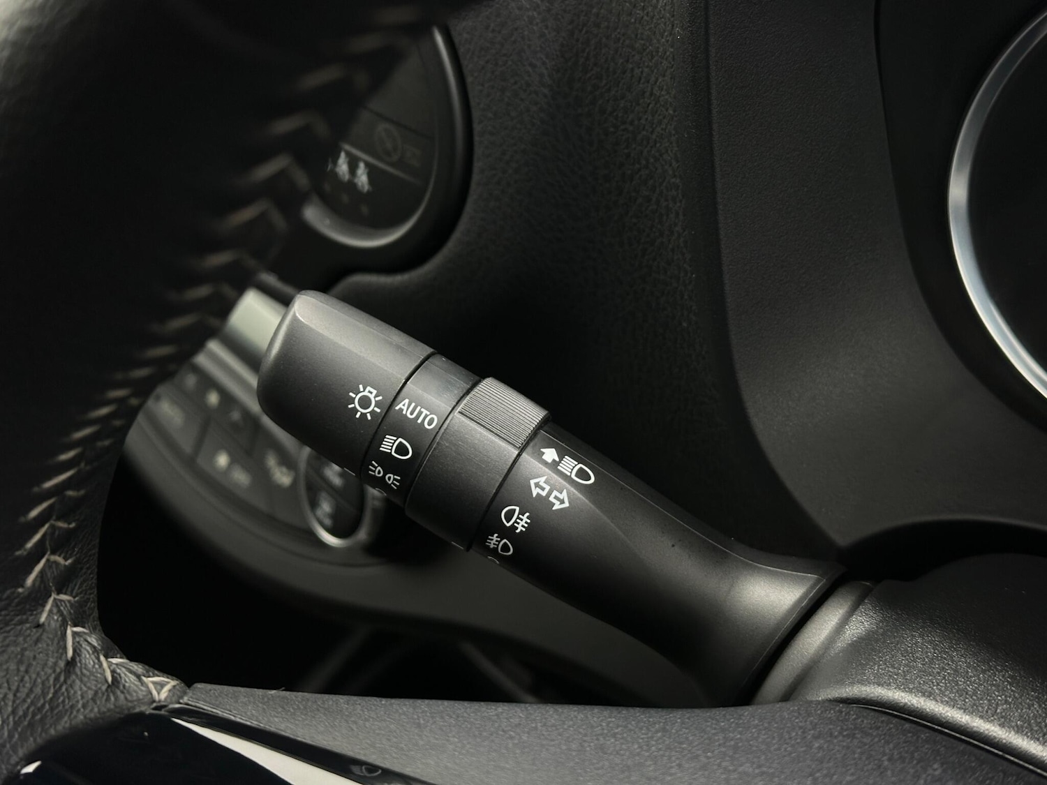 Used Toyota Yaris 2019 for sale - 77358486: Photo 14