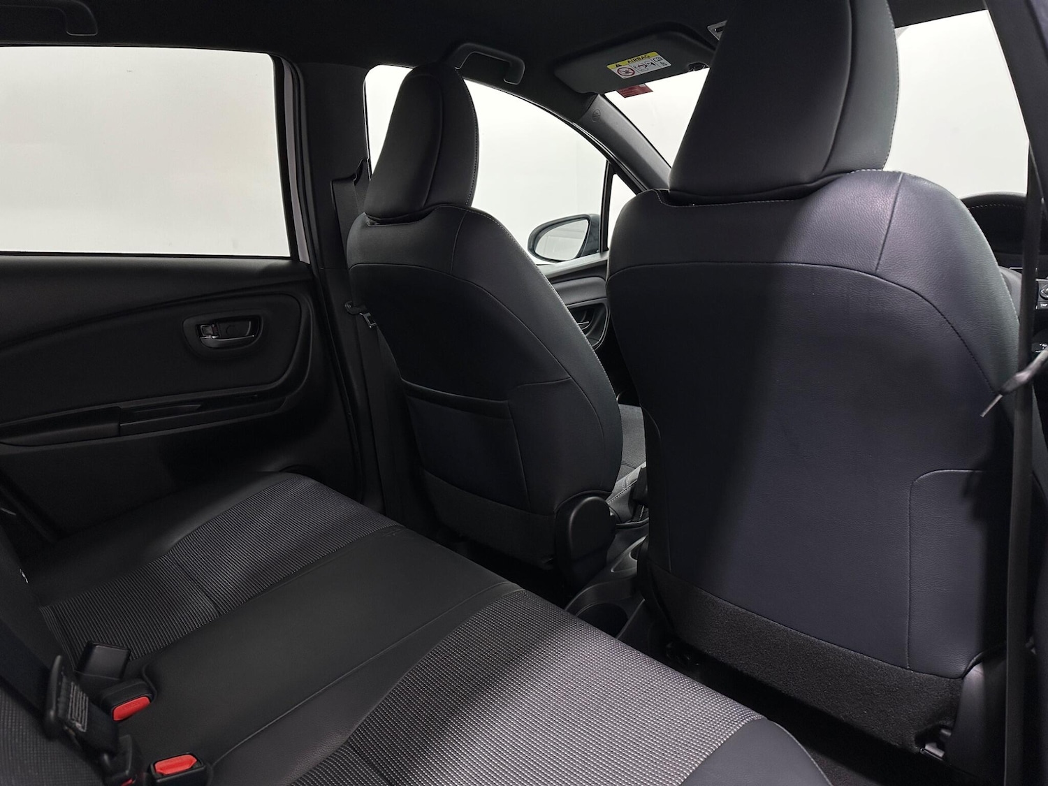 Used Toyota Yaris 2019 for sale - 77358486: Photo 35