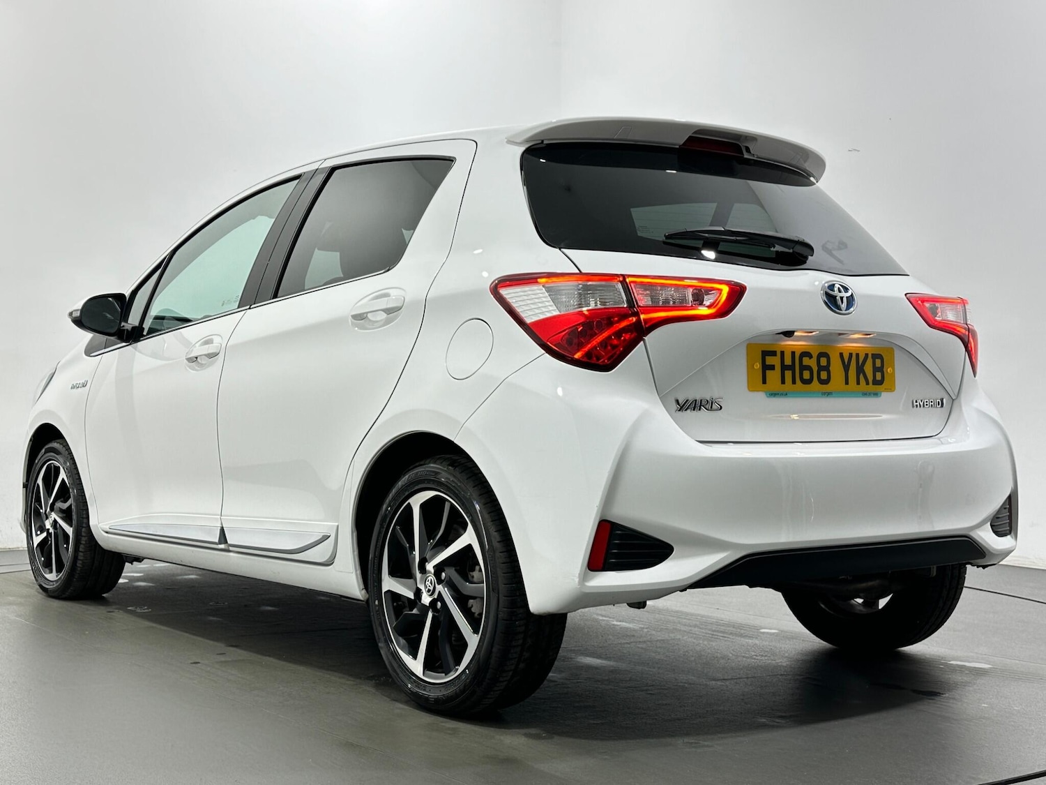 Used Toyota Yaris 2019 for sale - 77358486: Photo 42