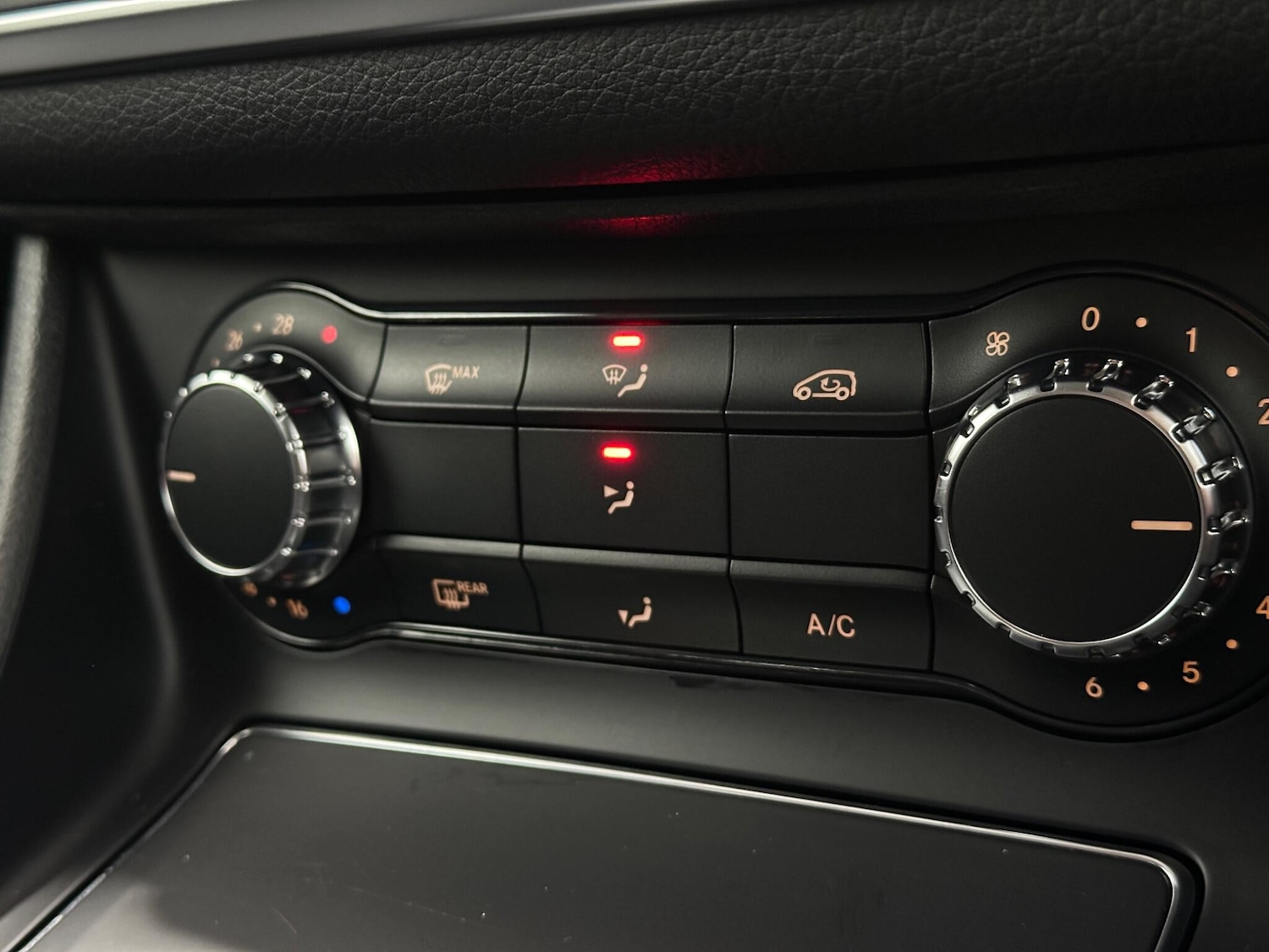 Used Mercedes-Benz GLA 2018 for sale - 76878811: Photo 21