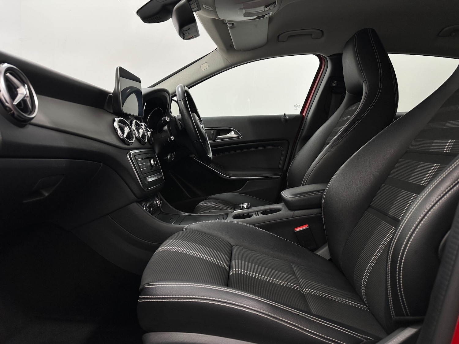 Used Mercedes-Benz GLA 2018 for sale - 76878811: Photo 32