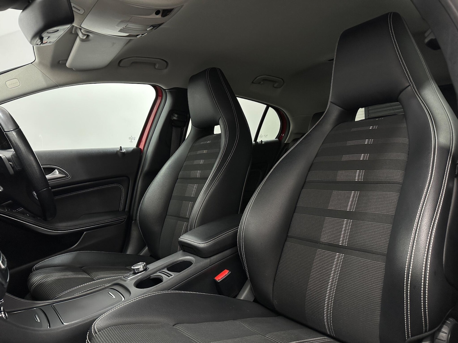 Used Mercedes-Benz GLA 2018 for sale - 76878811: Photo 33