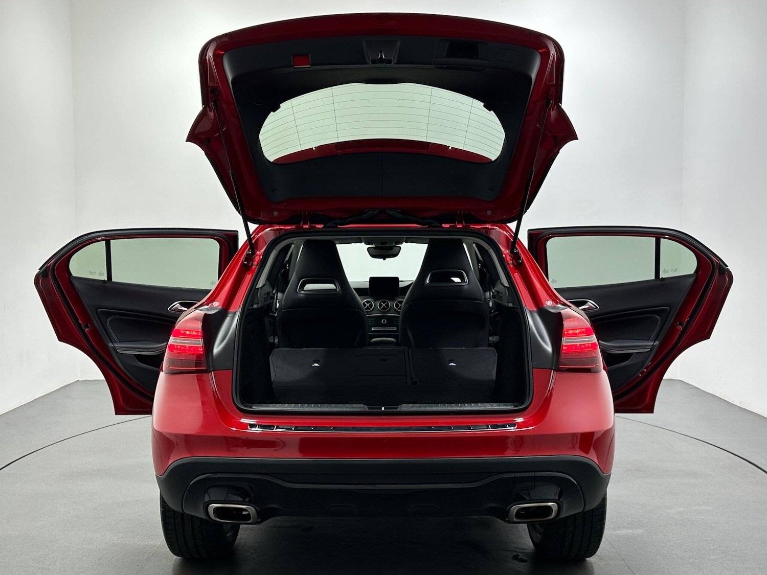 Used Mercedes-Benz GLA 2018 for sale - 76878811: Photo 41