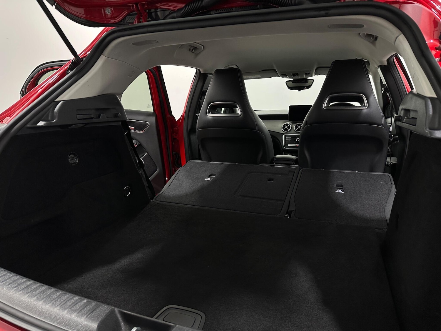 Used Mercedes-Benz GLA 2018 for sale - 76878811: Photo 42