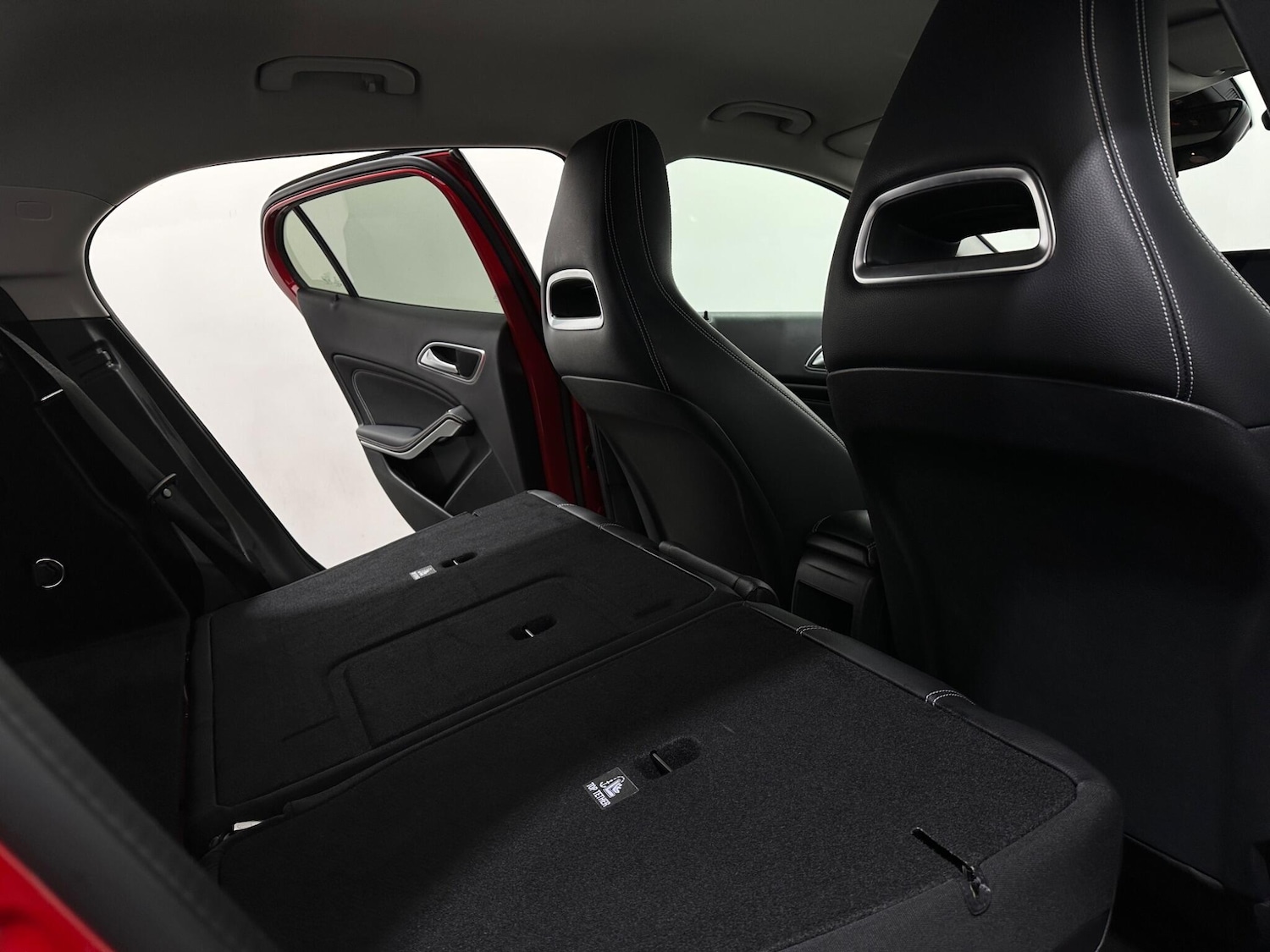 Used Mercedes-Benz GLA 2018 for sale - 76878811: Photo 43