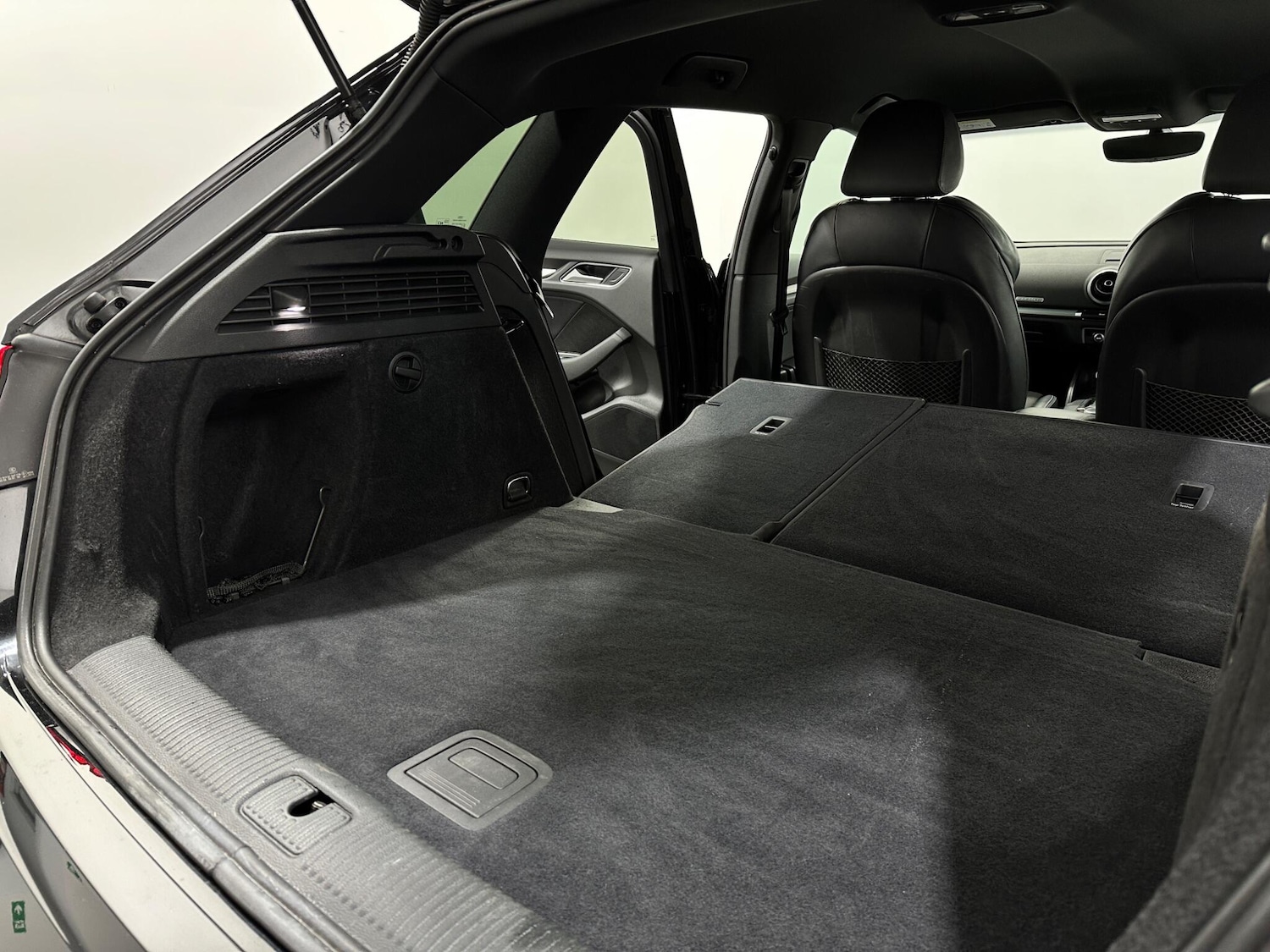 Used Audi A3 2020 for sale - 77625000: Photo 45