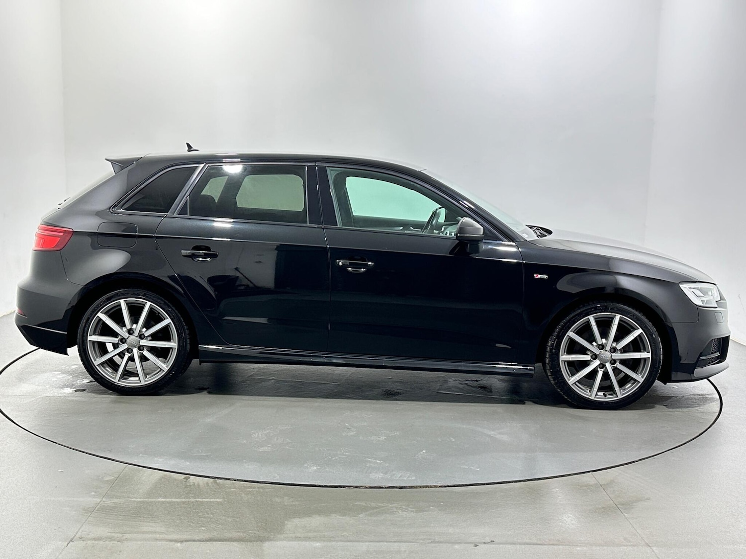 Used Audi A3 2020 for sale - 77625000: Photo 9