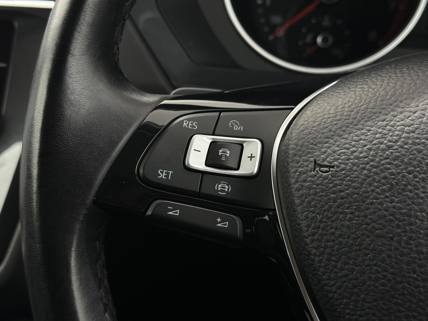 Used Volkswagen Tiguan 2019 for sale - 76878822: Photo 14