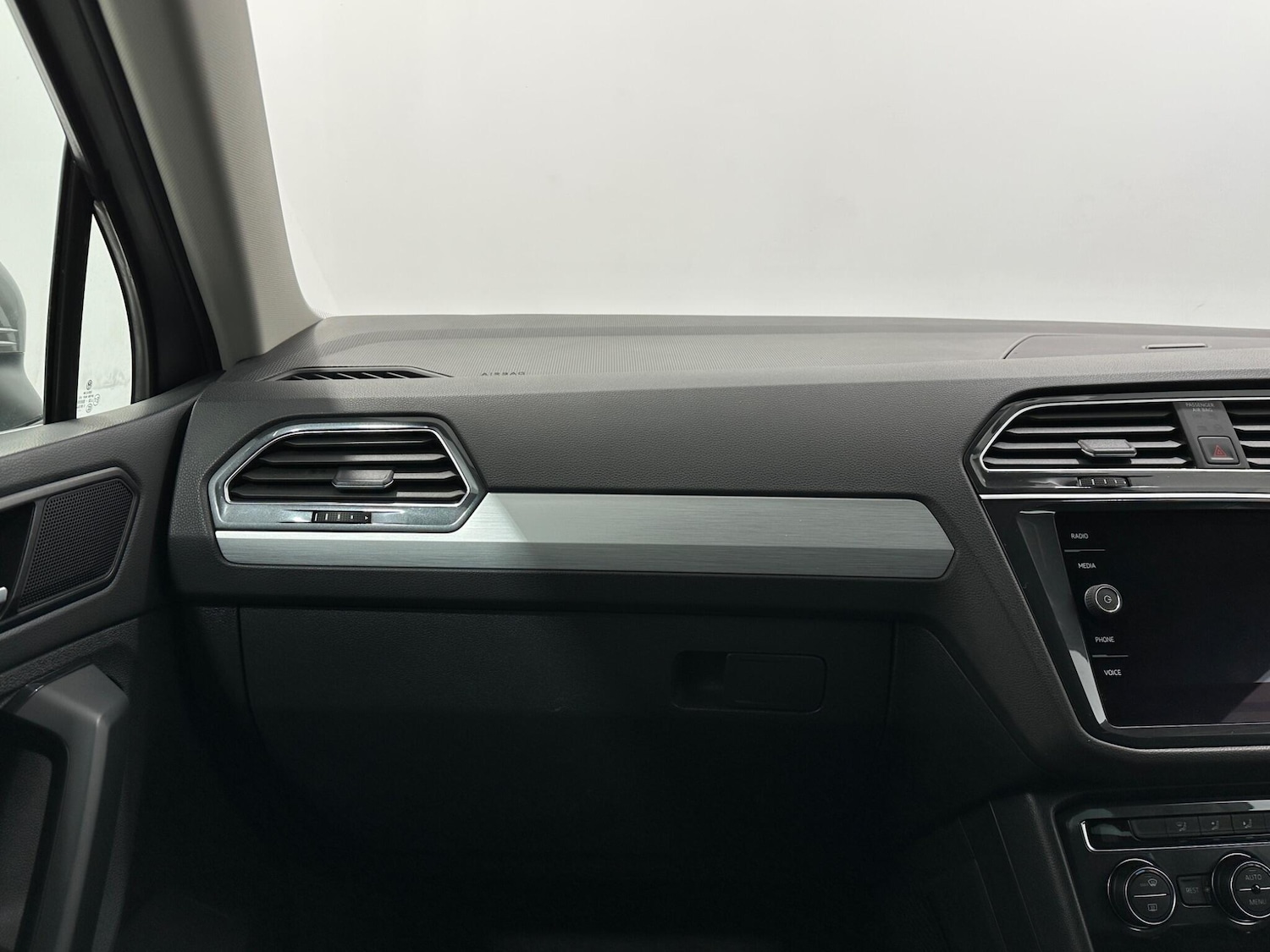 Used Volkswagen Tiguan 2019 for sale - 76878822: Photo 28
