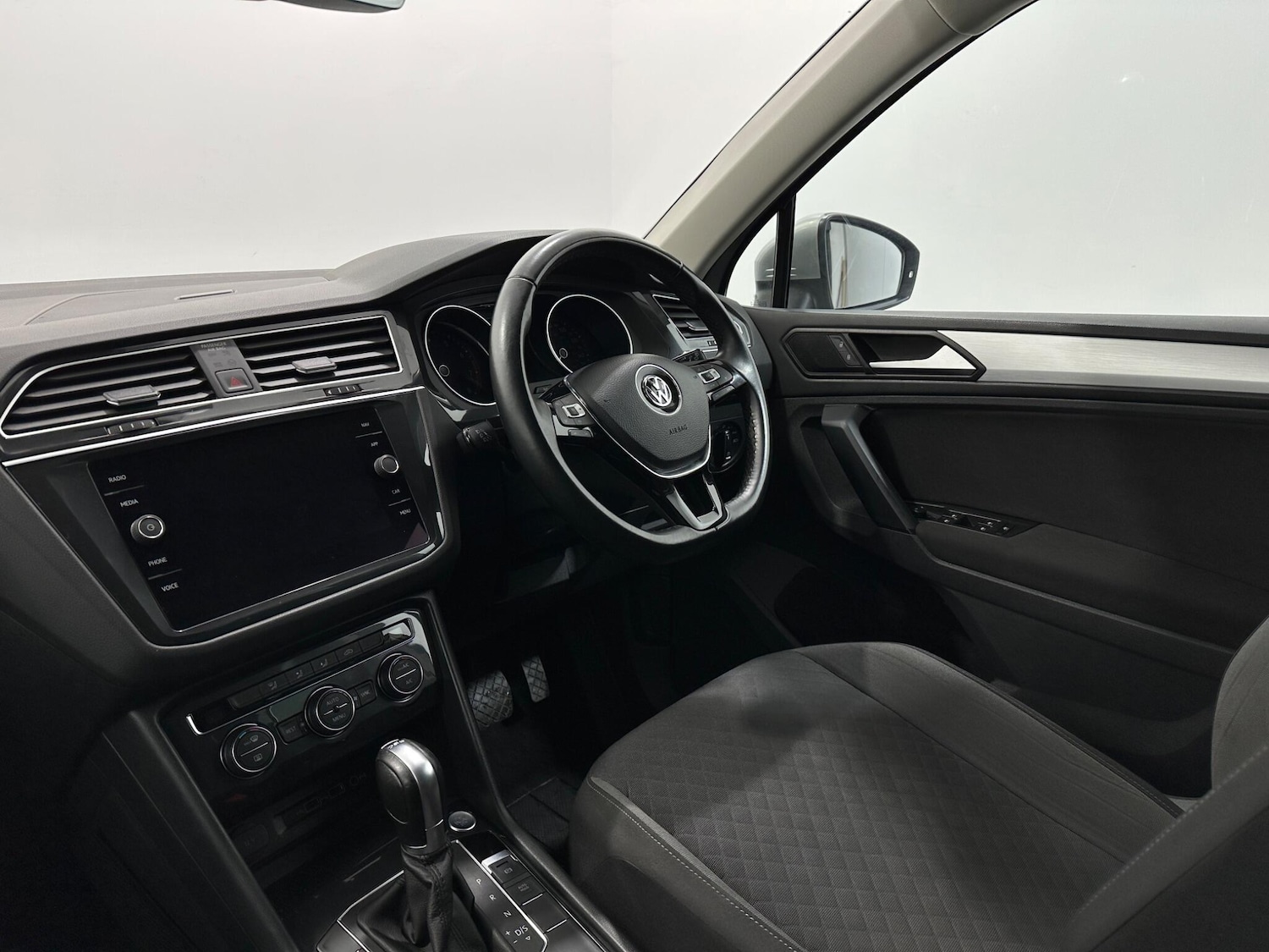 Used Volkswagen Tiguan 2019 for sale - 76878822: Photo 29