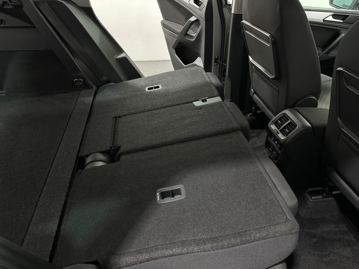 Used Volkswagen Tiguan 2019 for sale - 76878822: Photo 45