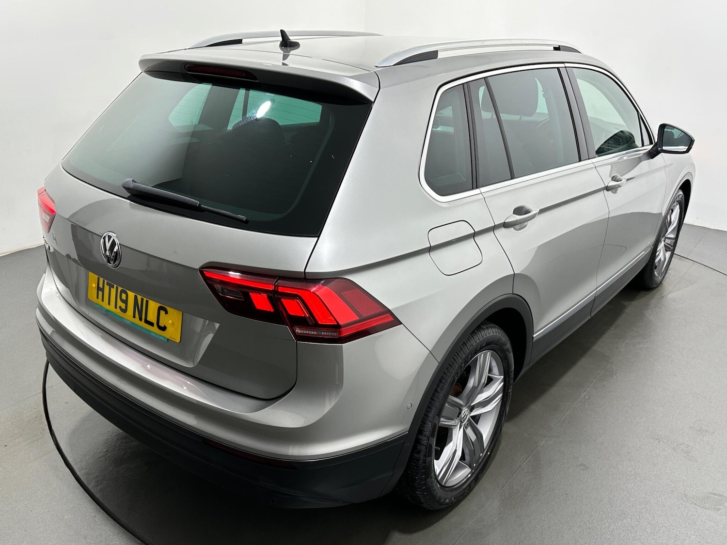 Used Volkswagen Tiguan 2019 for sale - 76878822: Photo 50