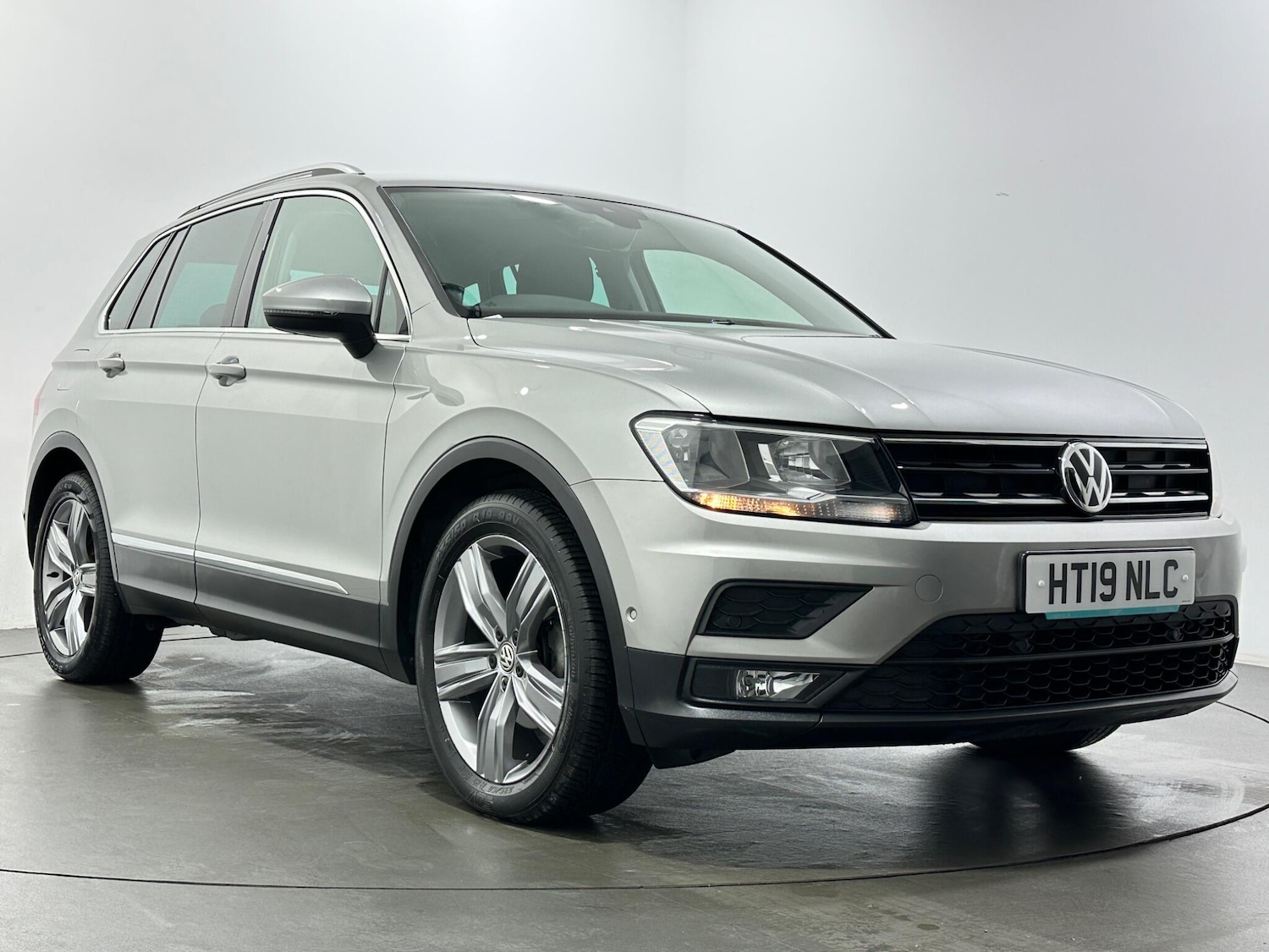 Used Volkswagen Tiguan 2019 for sale - 76878822: Photo 51