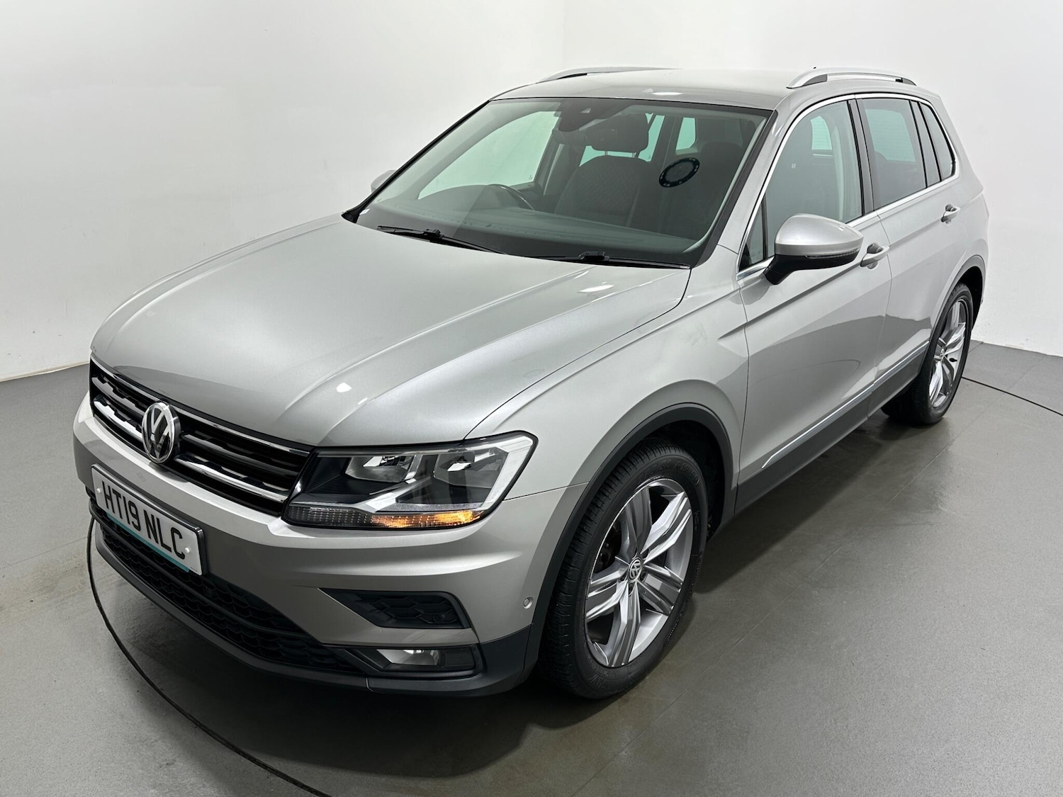 Used Volkswagen Tiguan 2019 for sale - 76878822: Photo 52