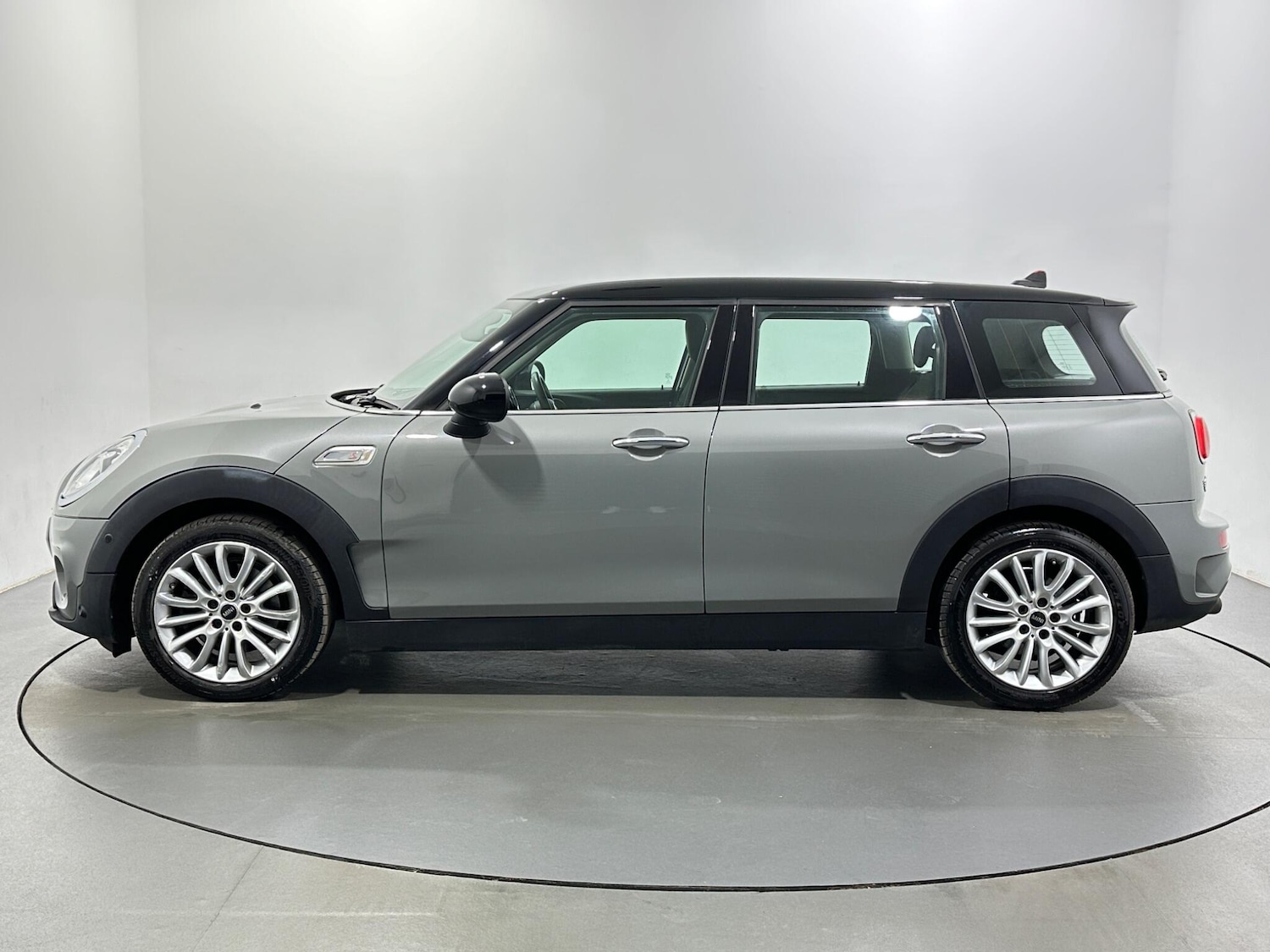 Used MINI Clubman 2019 for sale - 77279966: Photo 5