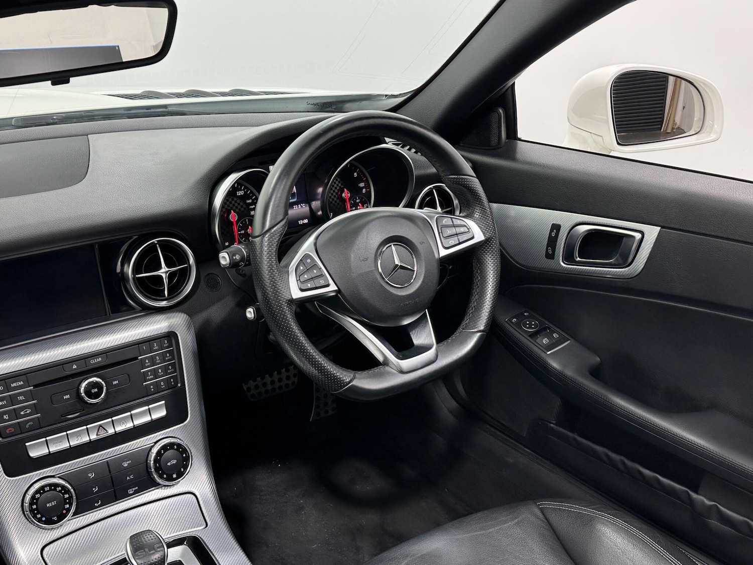 Used Mercedes-Benz SLC 2016 for sale - 76878445: Photo 11