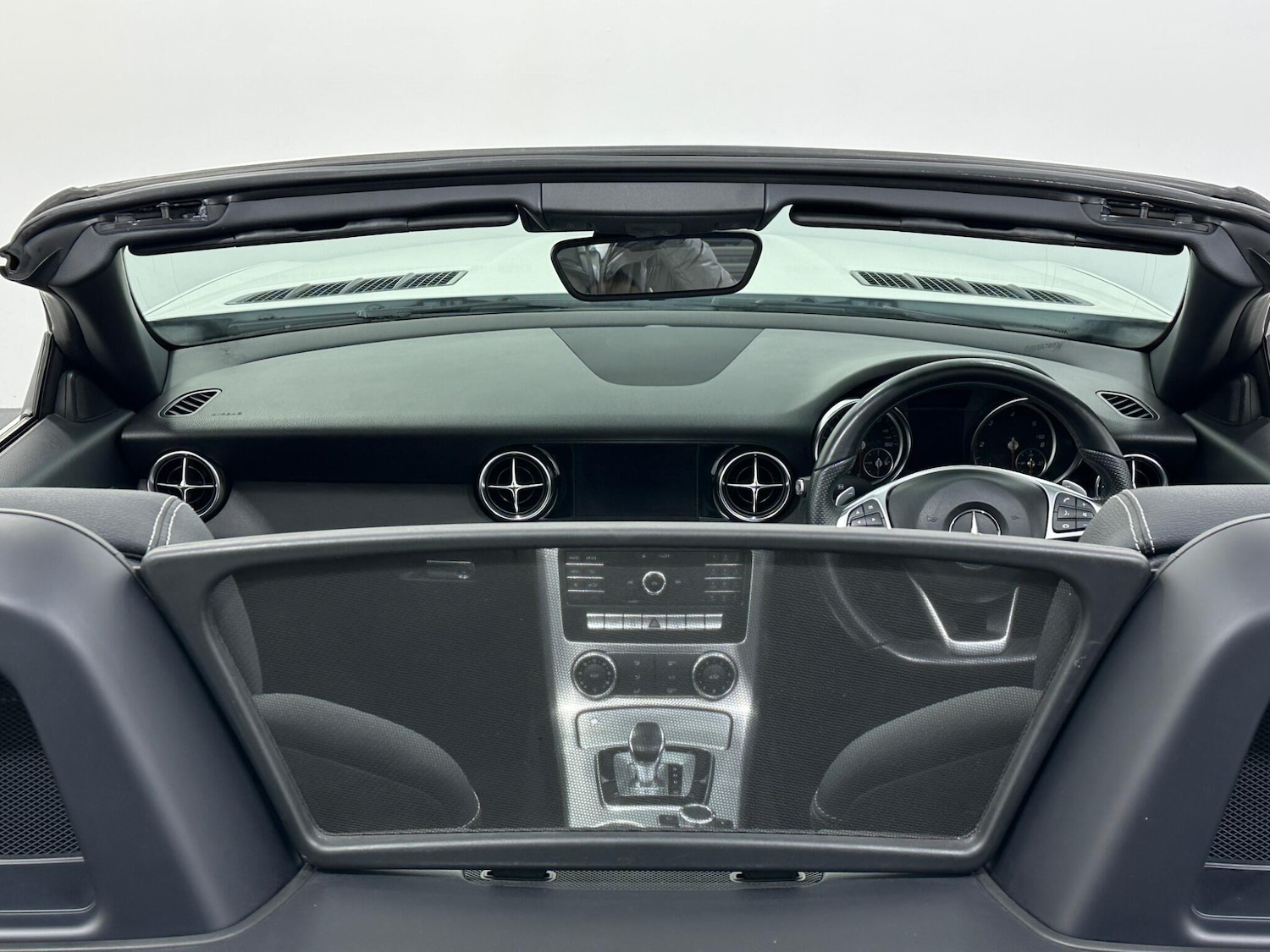 Used Mercedes-Benz SLC 2016 for sale - 76878445: Photo 18